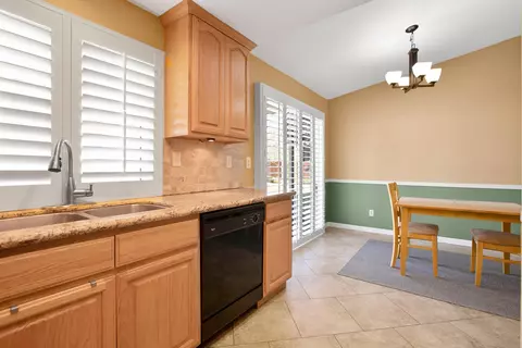 44708 Shadowcrest Dr, Lancaster, CA 93536 photo 7
