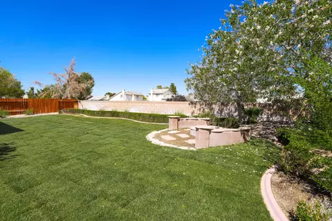 44708 Shadowcrest Dr, Lancaster, CA 93536 photo 24
