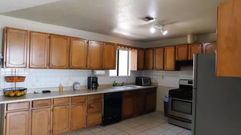 41445 E 156th St, Lancaster, CA 93535 photo 6