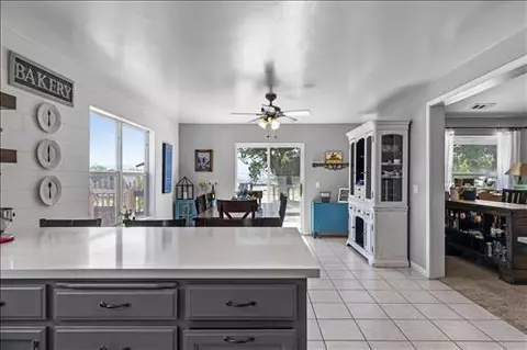 28280 Black Gold Way, Tehachapi, CA 93561 photo 10