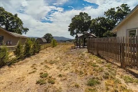 28280 Black Gold Way, Tehachapi, CA 93561 photo 31