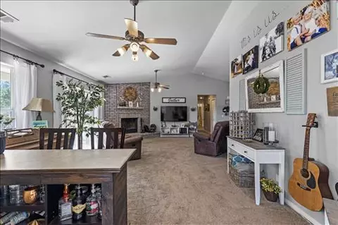 28280 Black Gold Way, Tehachapi, CA 93561 photo 6