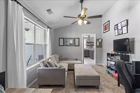 28280 Black Gold Way, Tehachapi, CA 93561 photo 7