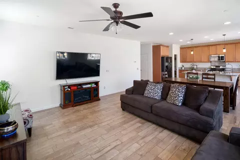 37446 Lancewood Pl, Palmdale, CA 93551 photo 8