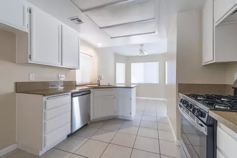44030 11th St, Lancaster, CA 93535 photo 11