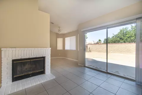 44030 11th St, Lancaster, CA 93535 photo 16