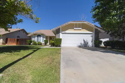 44030 11th St, Lancaster, CA 93535 photo 1