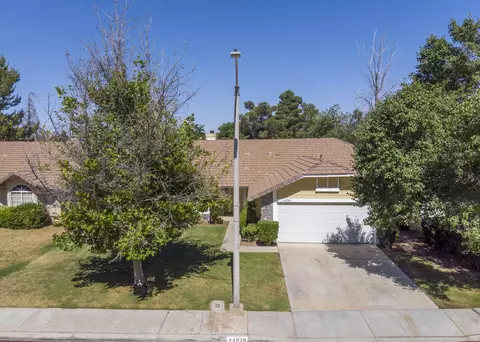 44030 11th St, Lancaster, CA 93535 photo 6