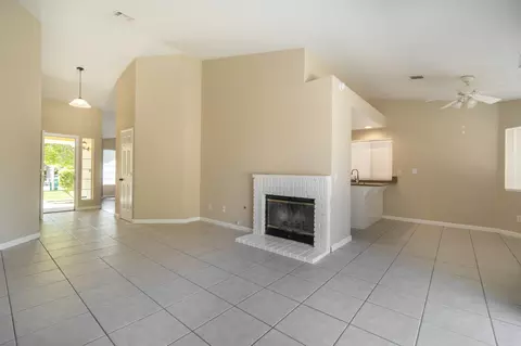 44030 11th St, Lancaster, CA 93535 photo 15