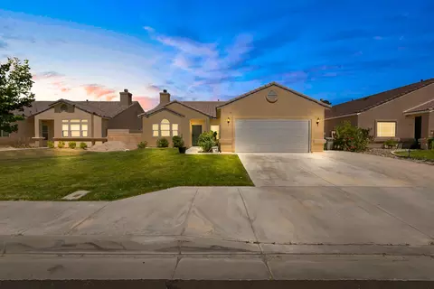 44134 Coral Dr, Lancaster, CA 93536 photo 1