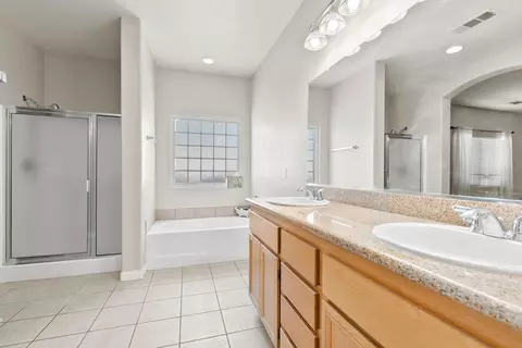 44134 Coral Dr, Lancaster, CA 93536 photo 21