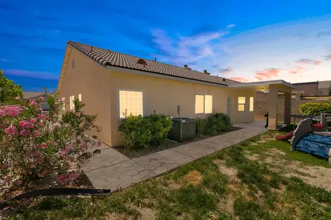44134 Coral Dr, Lancaster, CA 93536 photo 23