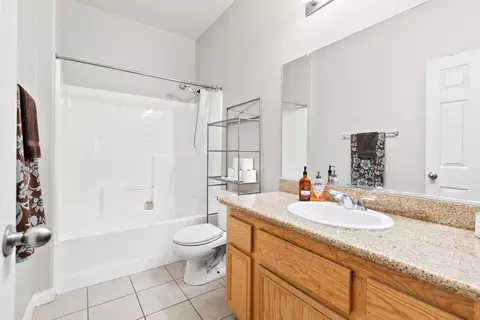 44134 Coral Dr, Lancaster, CA 93536 photo 16