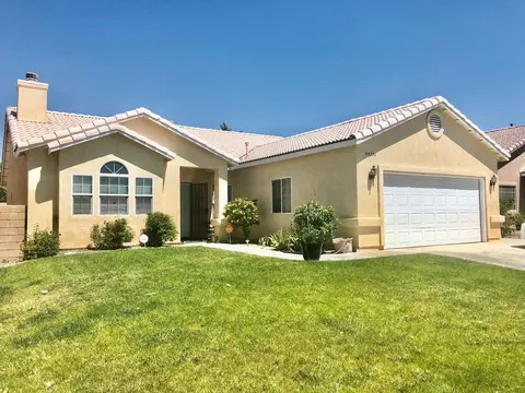44134 Coral Dr, Lancaster, CA 93536 photo 36