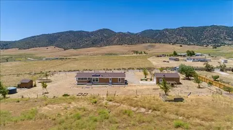 17401 Grove Ave, Tehachapi, CA 93561 photo 39