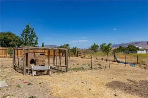17401 Grove Ave, Tehachapi, CA 93561 photo 43