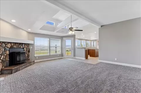 17401 Grove Ave, Tehachapi, CA 93561 photo 14
