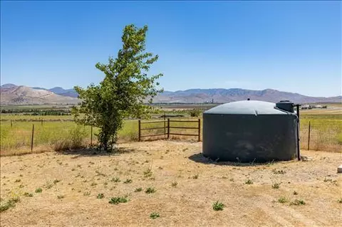 17401 Grove Ave, Tehachapi, CA 93561 photo 33