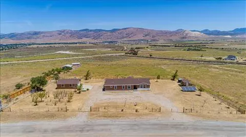 17401 Grove Ave, Tehachapi, CA 93561 photo 35