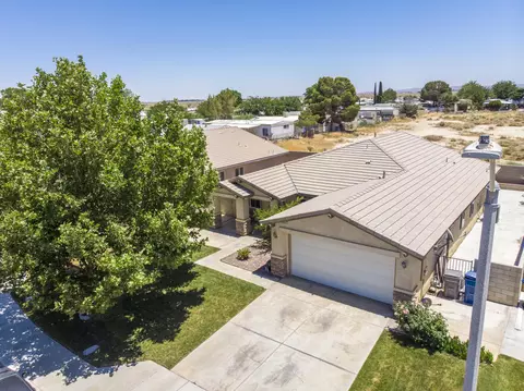 45318 Spahn Ln, Lancaster, CA 93535 photo 5