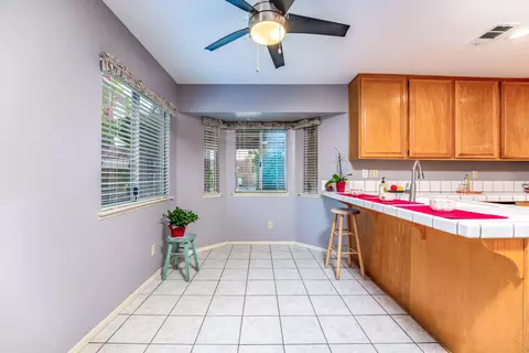 42863 Fenner Ave, Lancaster, CA 93536 photo 10