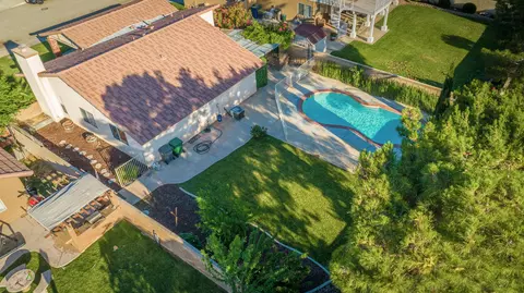 42863 Fenner Ave, Lancaster, CA 93536 photo 25