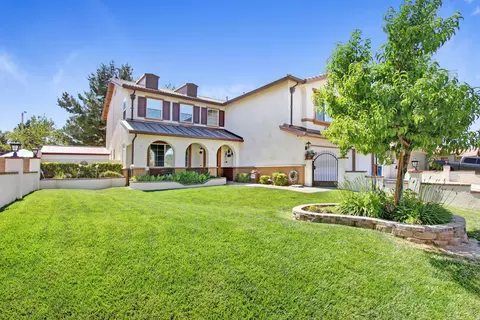 45705 Coventry Ct, Lancaster, CA 93534 photo 4
