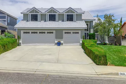 3231 Willowbrook Ave, Palmdale, CA 93551 photo 1