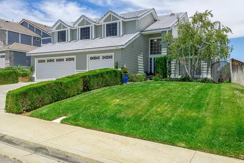 3231 Willowbrook Ave, Palmdale, CA 93551 photo 2