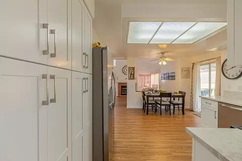 3231 Willowbrook Ave, Palmdale, CA 93551 photo 9