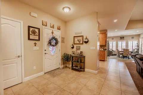 22800 Camp Dr, Tehachapi, CA 93561 photo 2