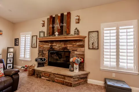 22800 Camp Dr, Tehachapi, CA 93561 photo 4