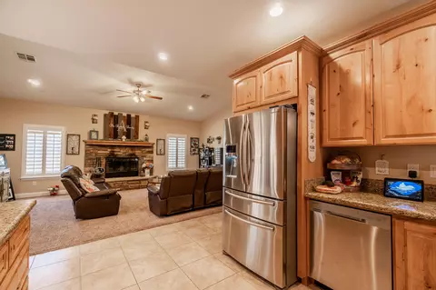 22800 Camp Dr, Tehachapi, CA 93561 photo 8