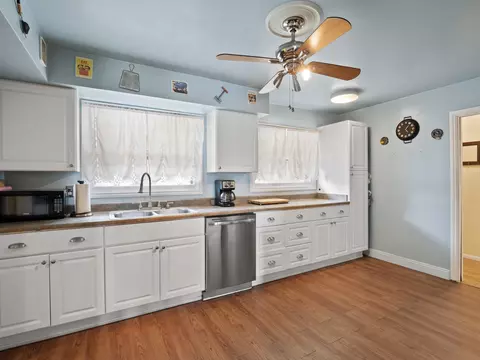 44551 Lowtree Ave, Lancaster, CA 93534 photo 6