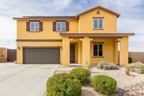 7153 Hemlock Ave, Lancaster, CA 93536 photo 2
