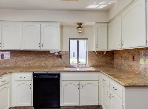 228 Eagle Ln, Palmdale, CA 93551 photo 8