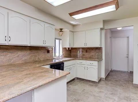 228 Eagle Ln, Palmdale, CA 93551 photo 6