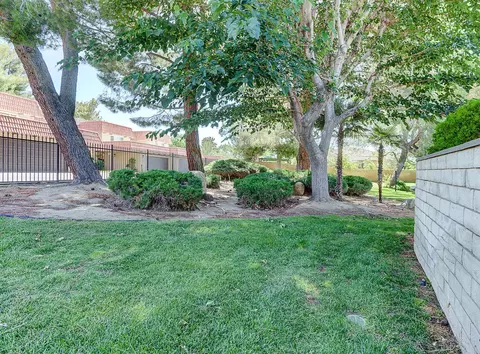 228 Eagle Ln, Palmdale, CA 93551 photo 22