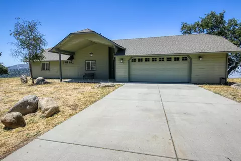 28320 Deertrail Dr, Tehachapi, CA 93561 photo 1