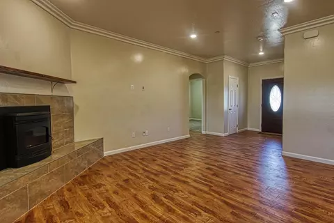 17660 Dike Ct, Tehachapi, CA 93561 photo 8
