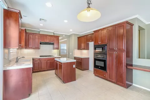 4745 Jade Ct, Lancaster, CA 93536 photo 9