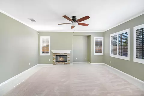 4745 Jade Ct, Lancaster, CA 93536 photo 6
