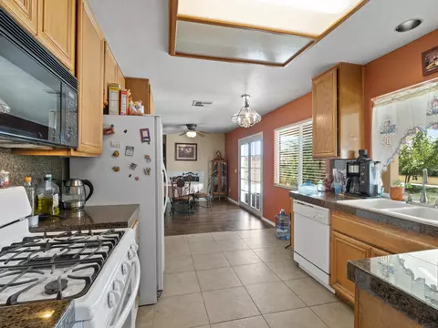 2000 E Jackman St, Lancaster, CA 93535 photo 10