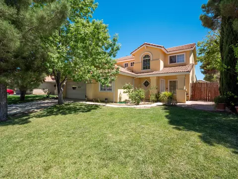 2000 E Jackman St, Lancaster, CA 93535 photo 1