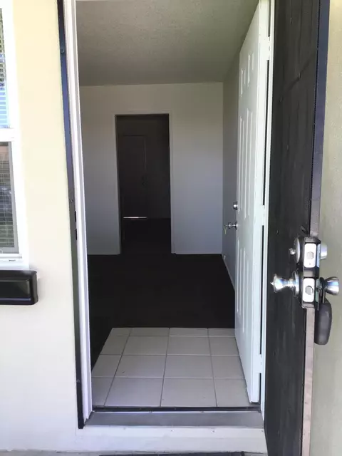44438 E 2nd St, Lancaster, CA 93535 photo 3