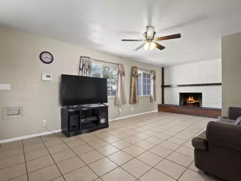 2138 Ave Q-5 E, Palmdale, CA 93550 photo 5