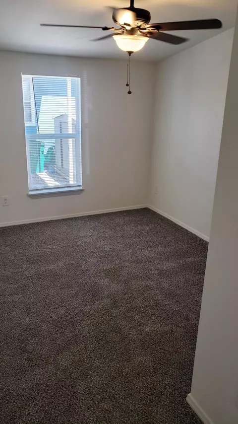 1501 I Ave E #120, Lancaster, CA 93535 photo 13