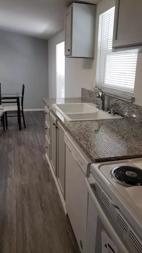 1501 I Ave E #120, Lancaster, CA 93535 photo 8