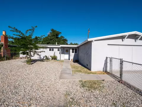 44139 E 2nd St, Lancaster, CA 93535 photo 1