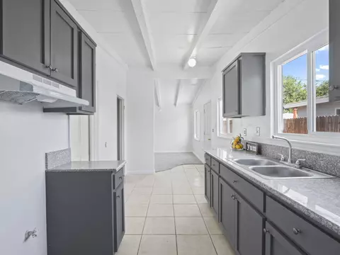 44139 E 2nd St, Lancaster, CA 93535 photo 8
